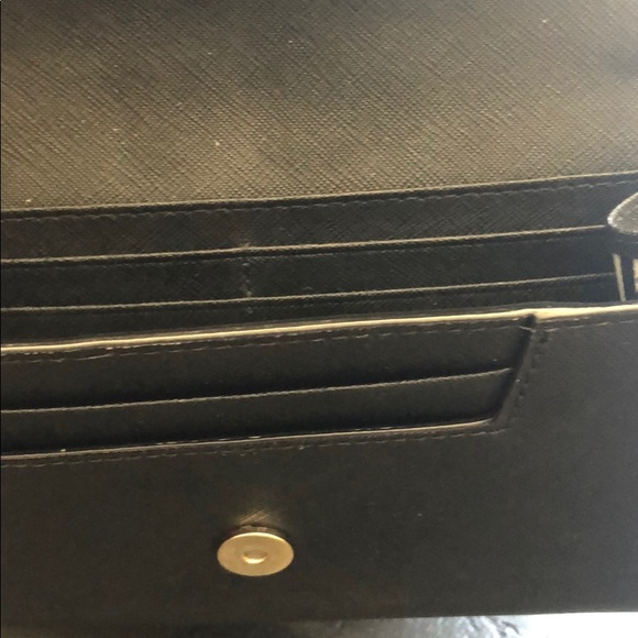 Kate spade ♠️ Black and gold crossbody - Picture 5 of 6